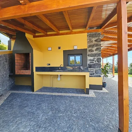 Holiday home Quinta Rosas 6 Amaizing Seaview Trekking Estreito Da Calheta