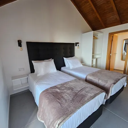 Quinta Rosas 6 Amaizing Seaview Trekking Holiday home Estreito Da Calheta